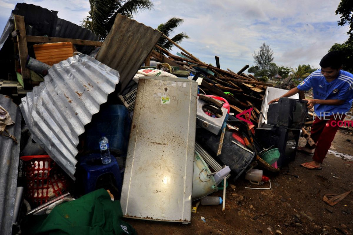 Penyaluran logistik bantuan jadi masalah di Kabupaten Pandeglang