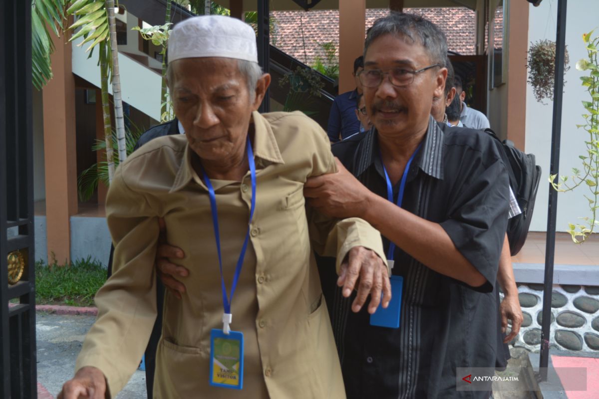 Didakwa Penyerobotan Lahan, Pria 89 Tahun di Situbondo Kembali Disidang