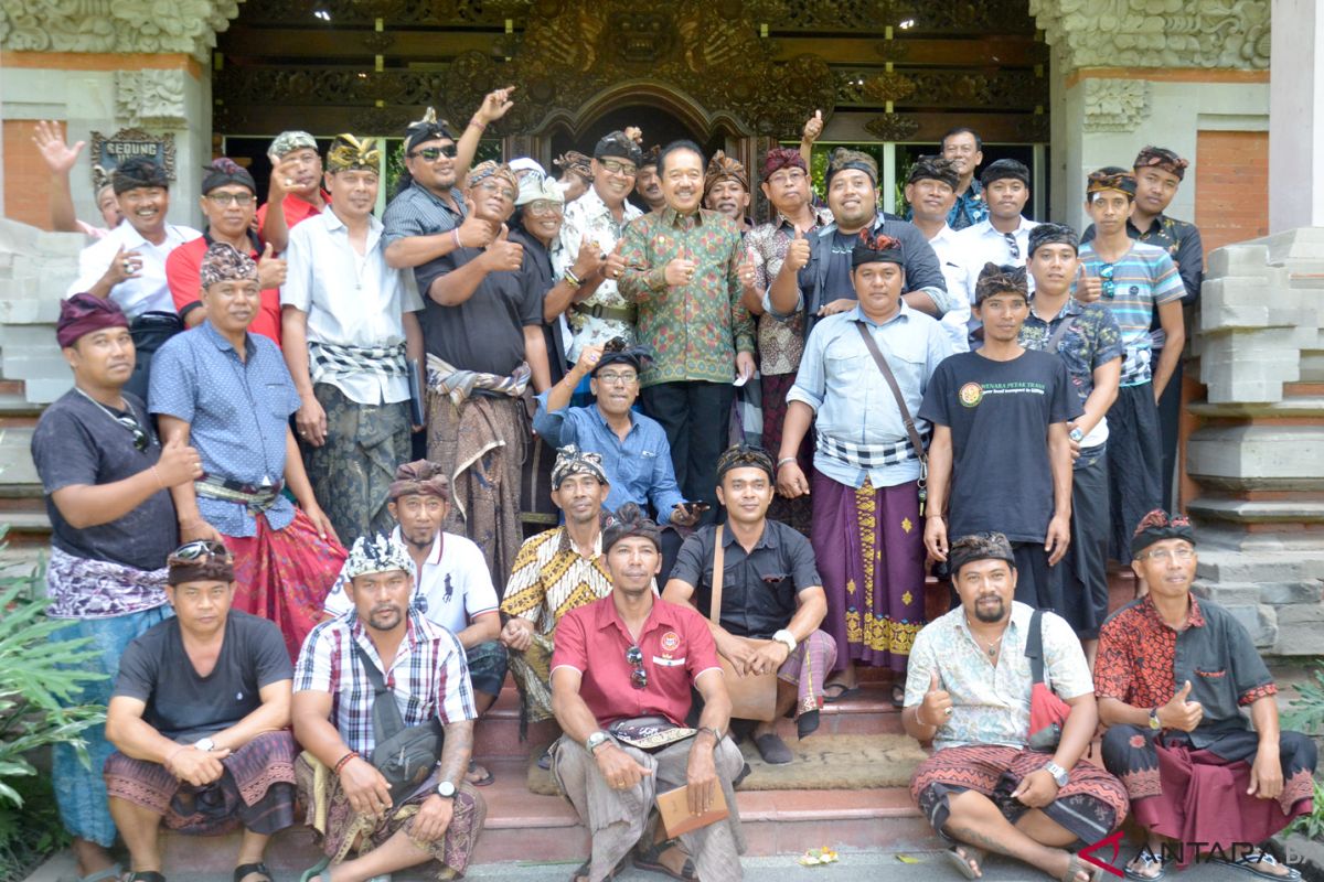 Sopit transportasi konvensional mengadu ke Wagub Bali