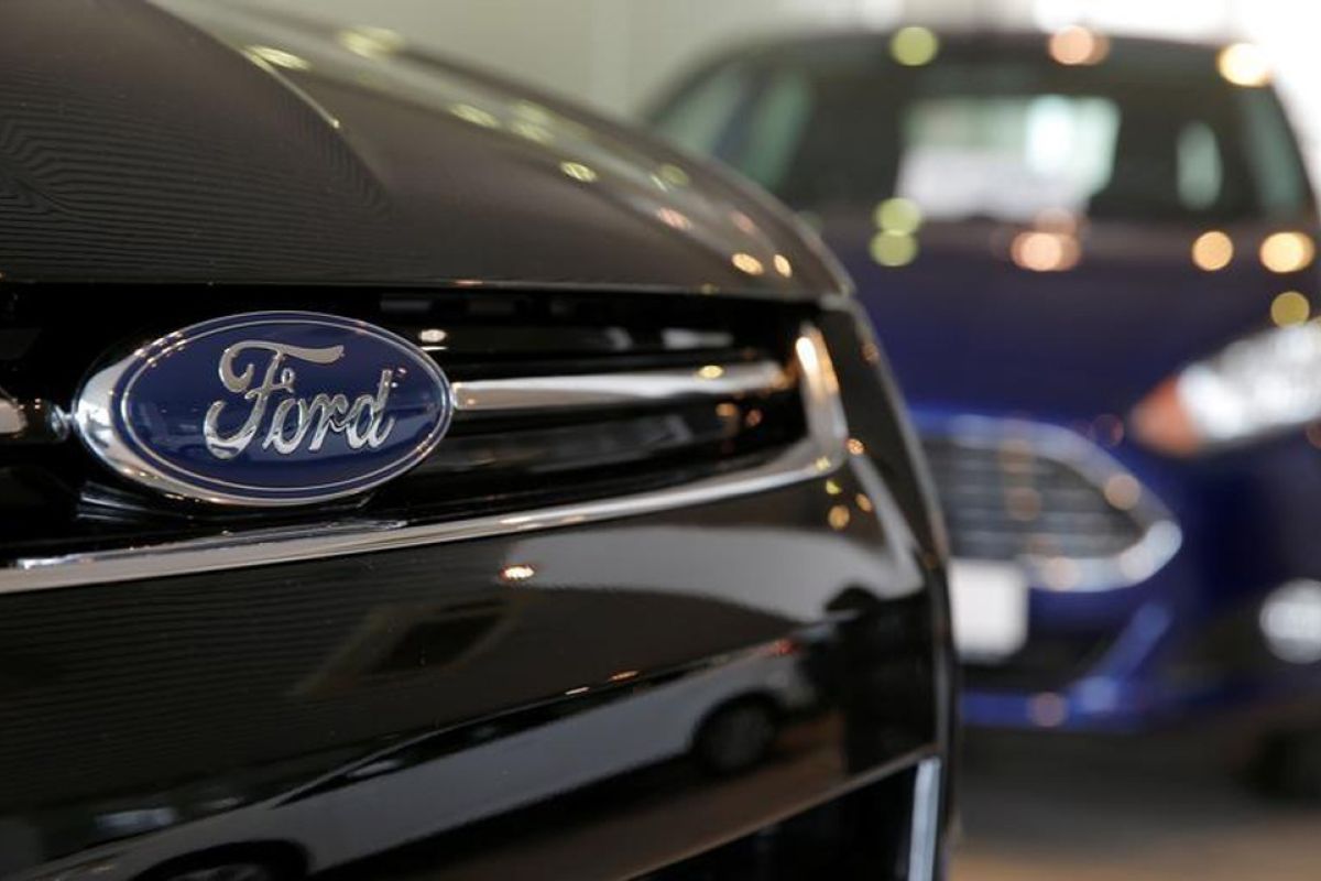 Ford negosiasi degan pekerja terkait PHK