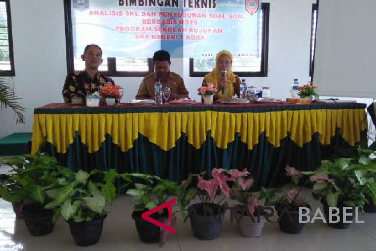 Dindik Bangka Tengah gelar Bimtek dan Workshop ujian berbasis HOTS