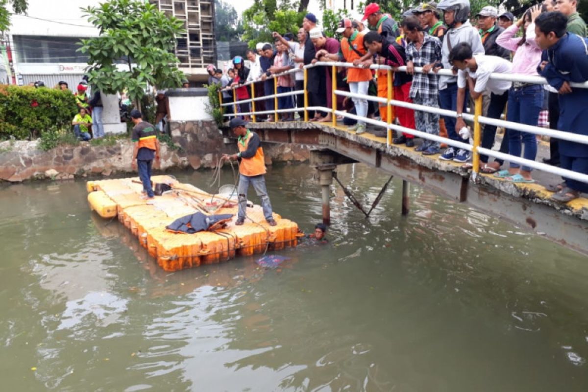 Bocah laki-laki tenggelam di Kali Batang Hari