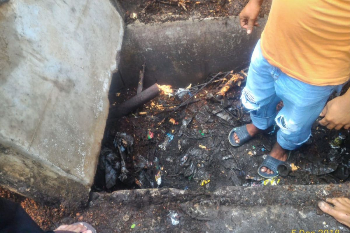 Akar beringin penyebab banjir Kebon Jeruk