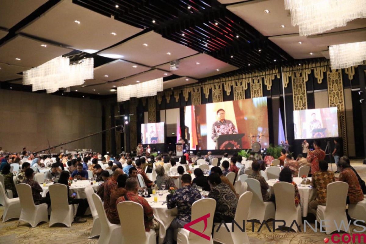 Regent Banjar and PDAM Intan win awards