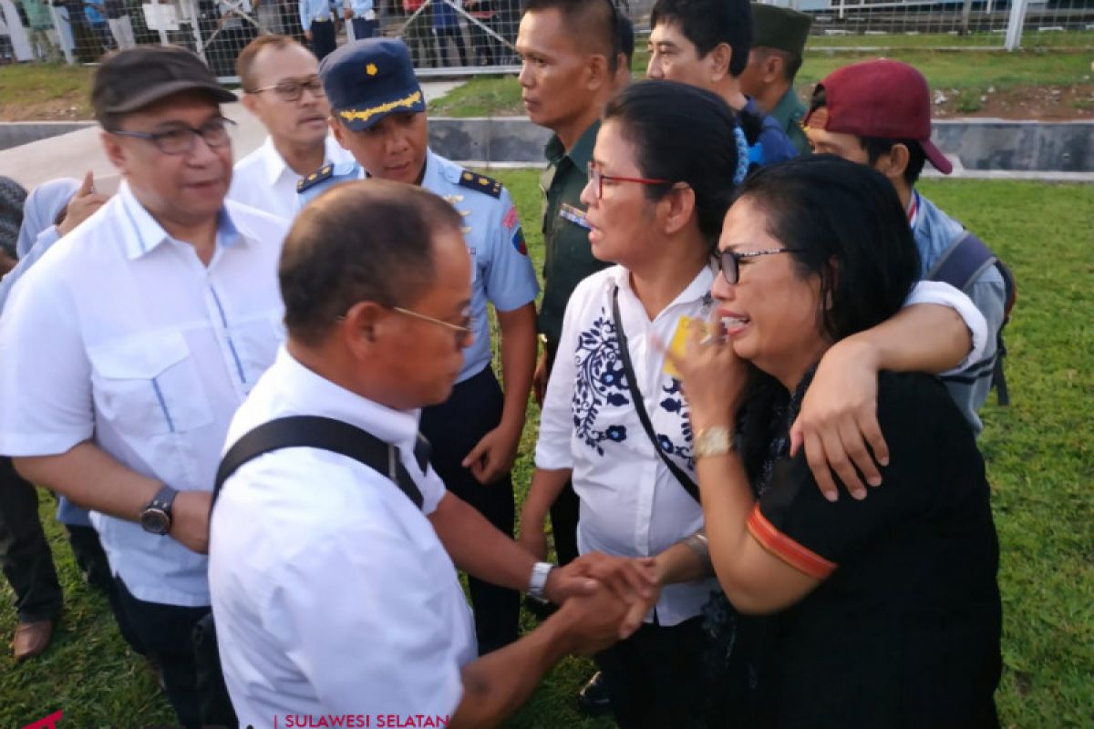 Anak pahlawan pembangunan trans Papua terima beasiswa