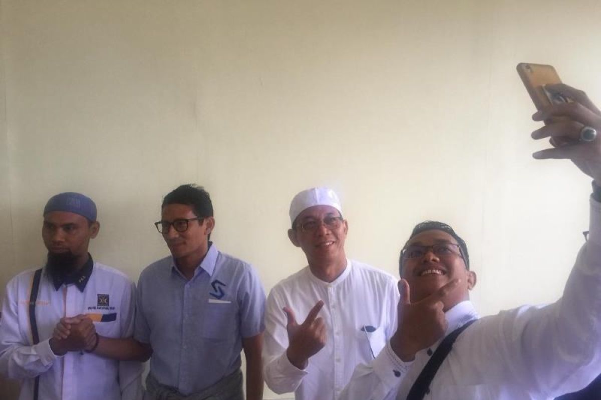 Sandiaga Uno Safari Maulid di Sumut