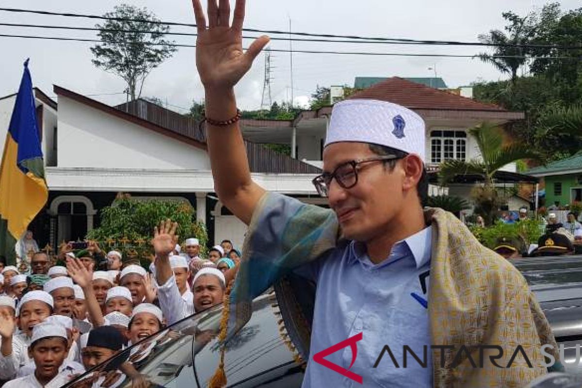 Sandiaga Uno di Purba Baru