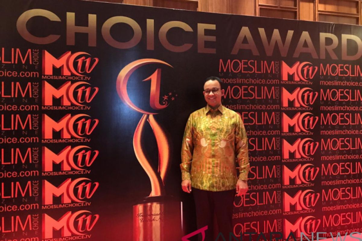 Anies Baswedan receives Muslim Choice Award 2018