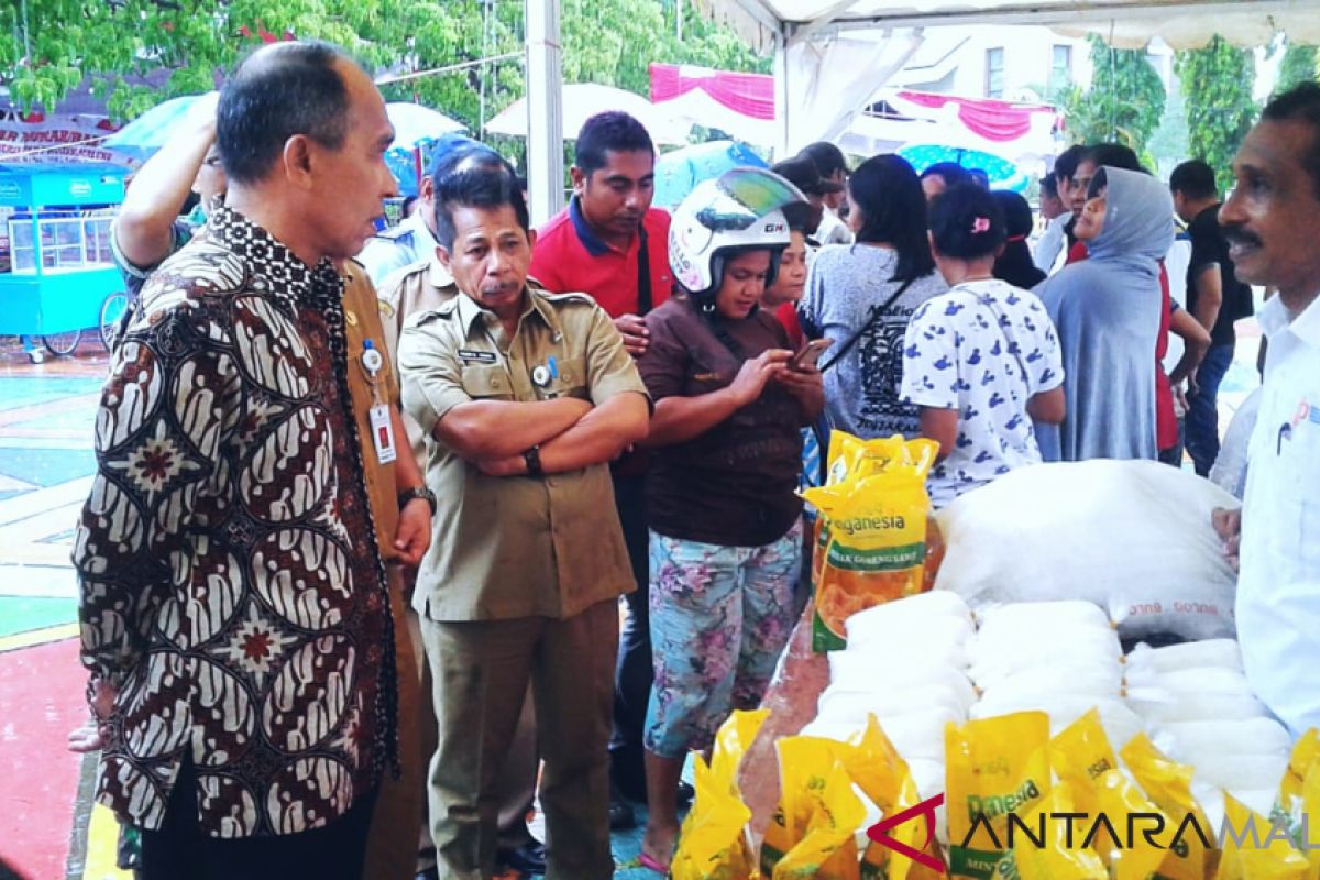 Gubernur imbau masyarakat Maluku belanja secukupnya