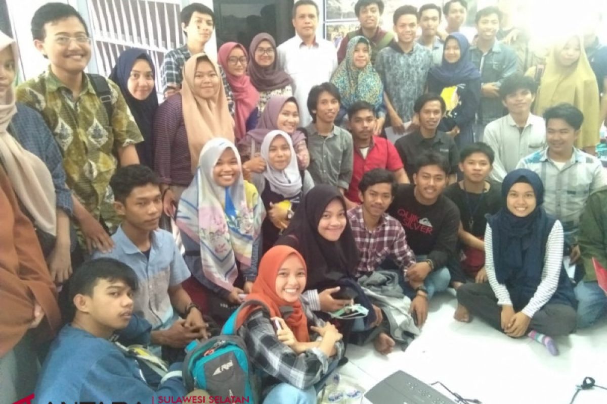 Mahasiswa UIN Alauddin belajar jurnalistik di LKBN ANTARA