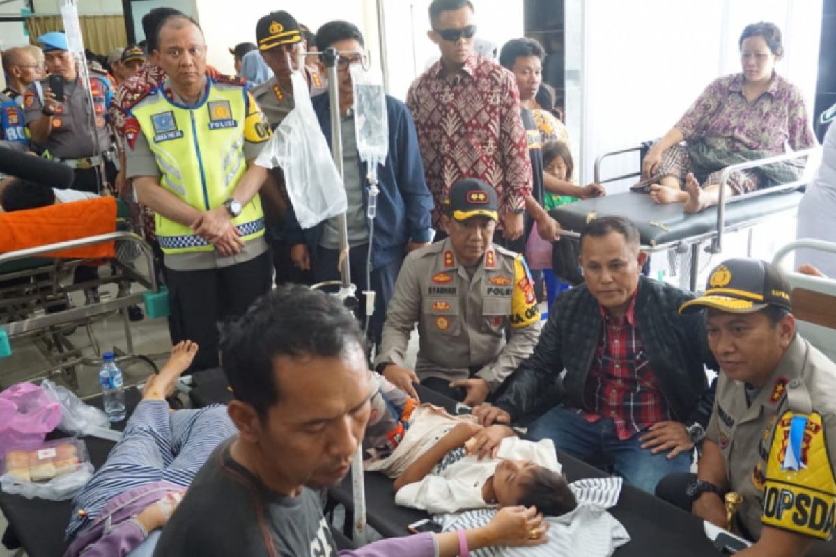 Polda Lampung cari korban tsunami menggunakan anjing pelacak