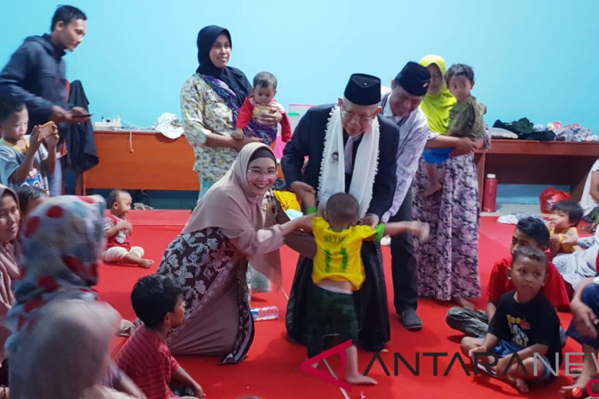 Anak korban tsunami minta digendong Ma'ruf Amin