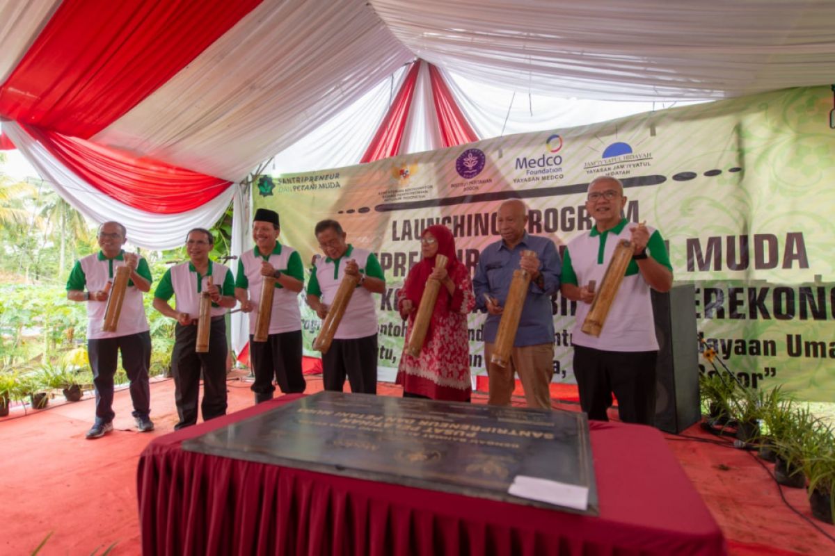 Pemerintah resmikan program pengembangan santripreneur dan petani muda