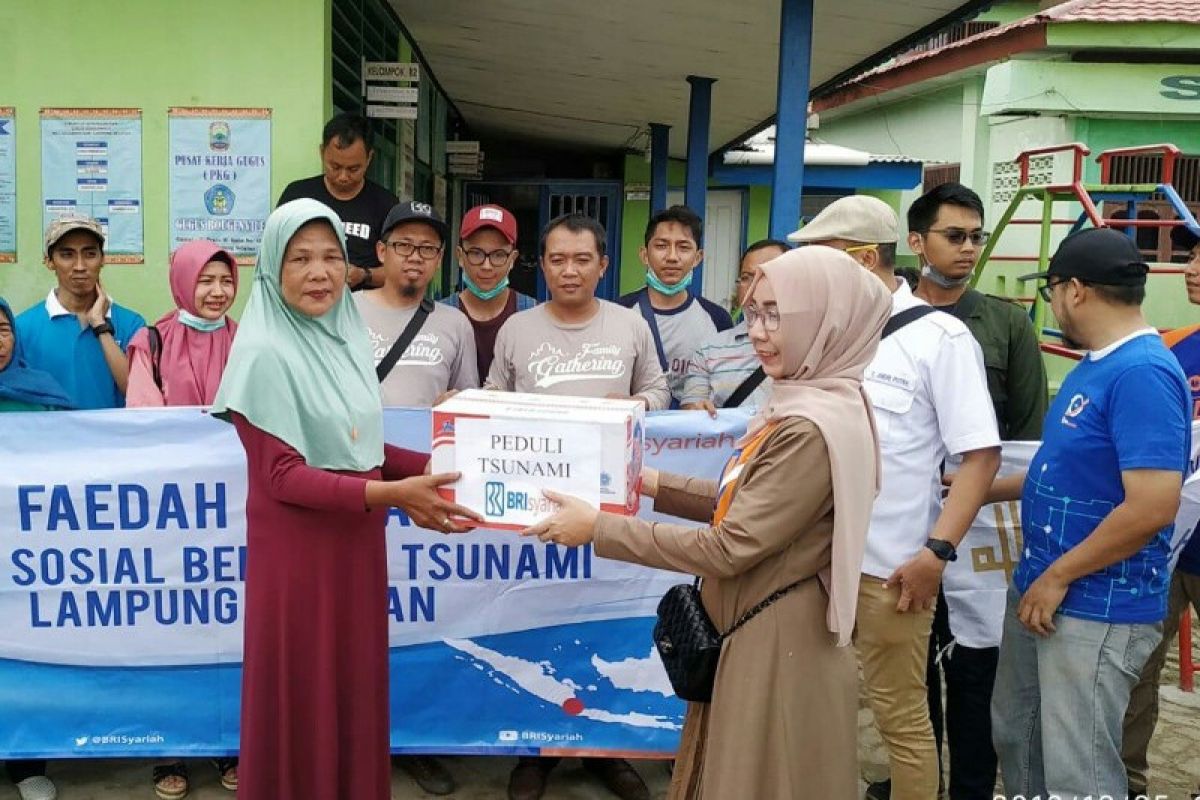 BRIsyariah salurkan bantuan untuk korban tsunami Selat Sunda