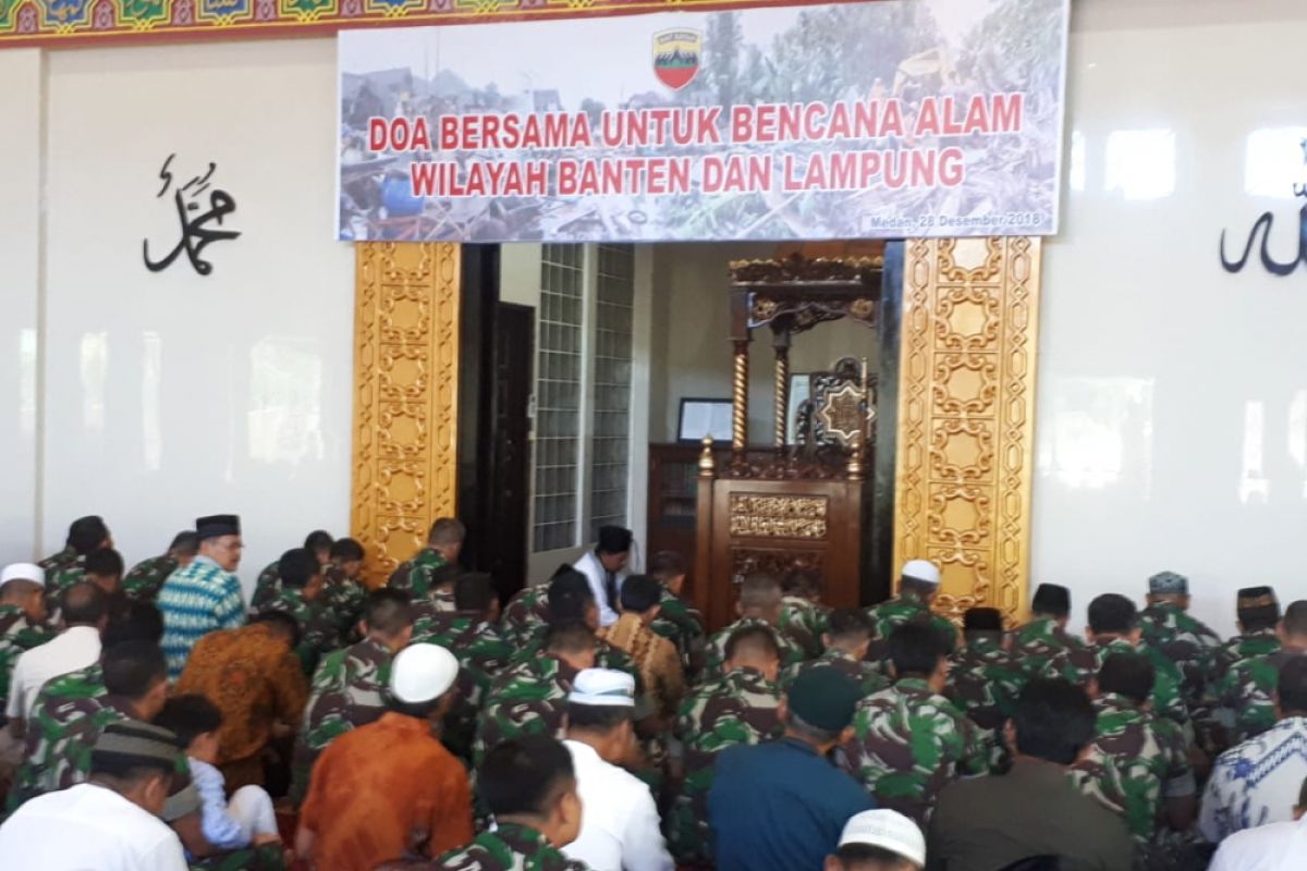 Pangdam I/BB dan prajurit doakan korban tsunami Selat Sunda