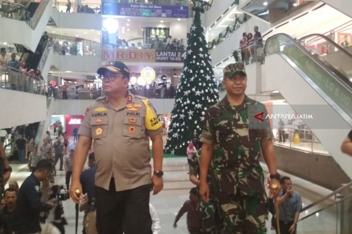 Malam Tahun Baru, Kapolda-Pangdam Pantau Pengamanan di Surabaya