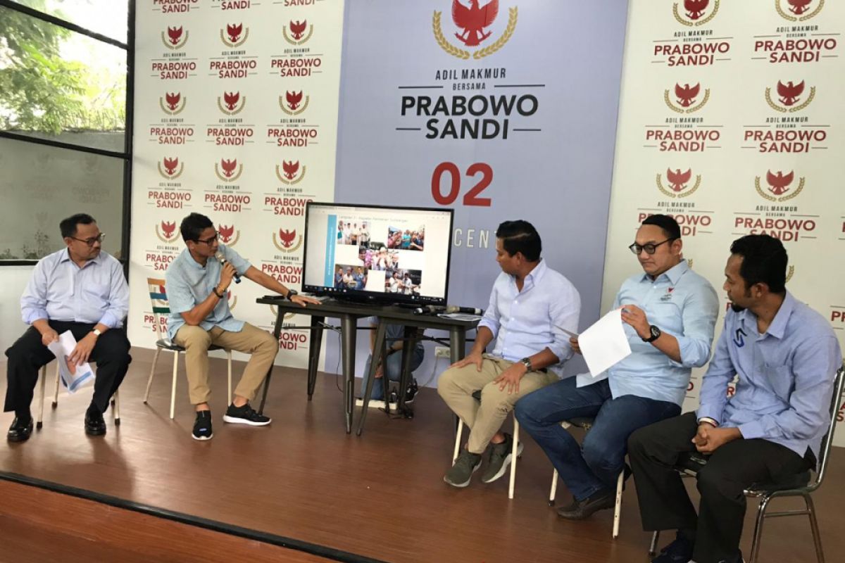 Sandiaga imbau masyarakat penyumbang dana beridentitas lengkap