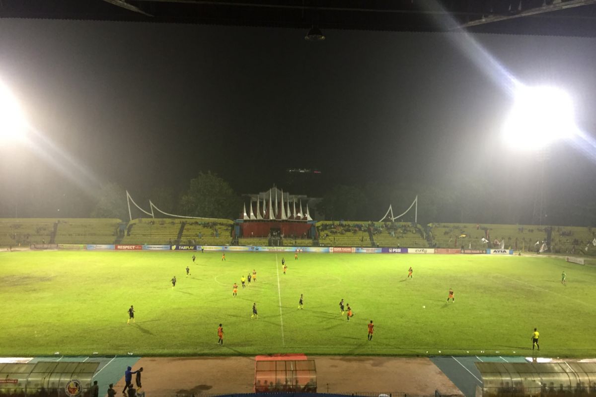 Semen Padang FC tundukan kesebelasan Malaysia 5-4