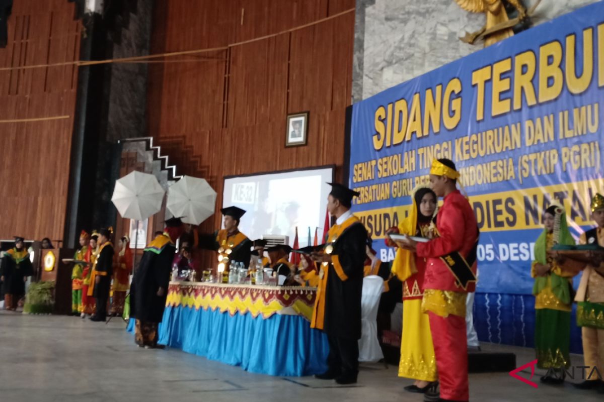 STKIP PGRI Banjarmasin lepas 657 wisudawan