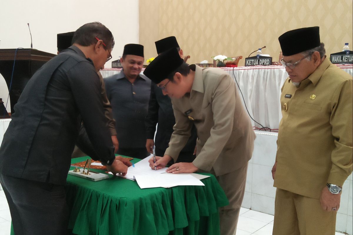 DPRD Sawahlunto setujui empat Ranperda menjadi Perda