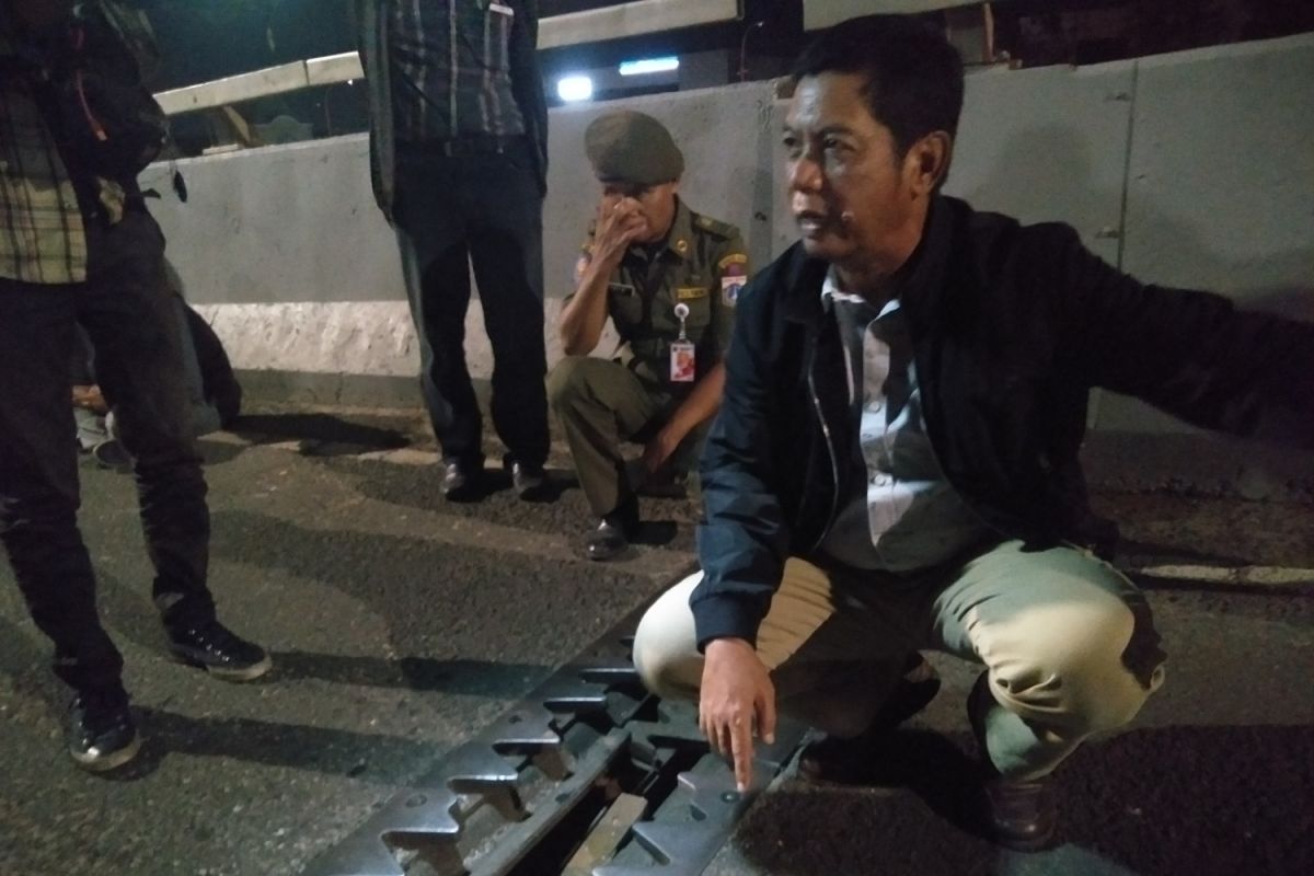 Wali kota Jakarta Barat perintahkan tutup jalan layang Rawa Buaya
