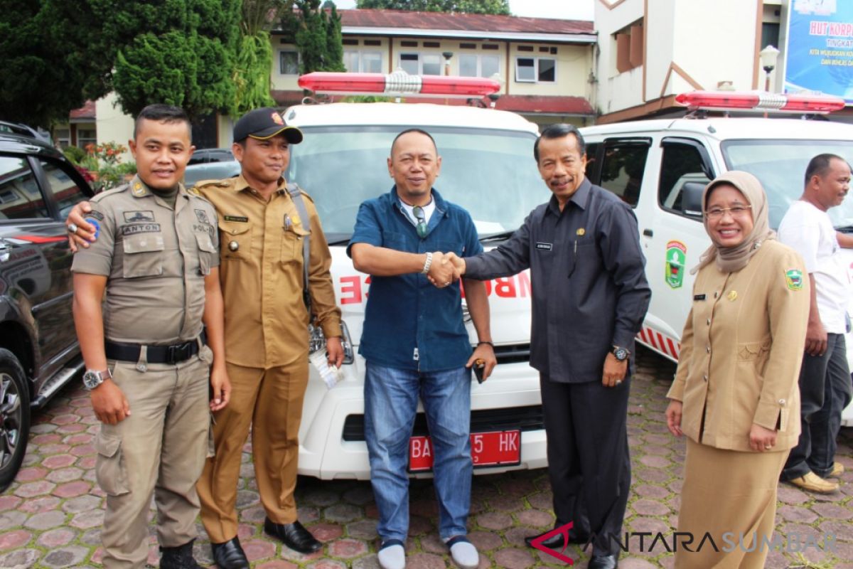 Pemkab Solok minta nagari gunakan bantuan mobil ambulans sesuai fungsi