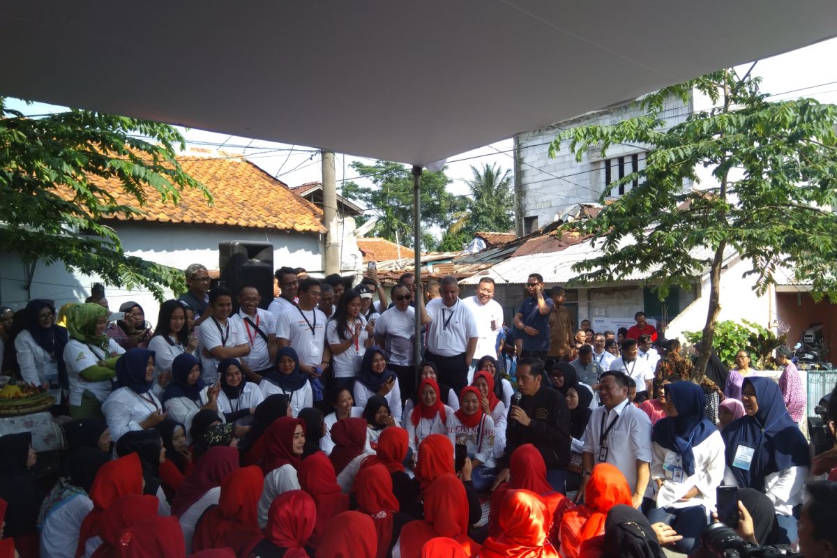 Presiden sapa 150 nasabah PNM-Mekaar Kota Bogor