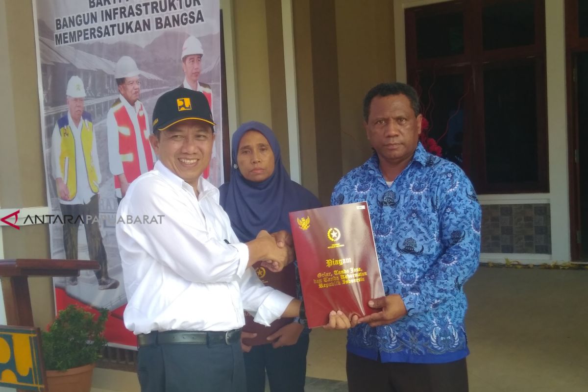 BPJN Papua Barat dirikan pos Natal