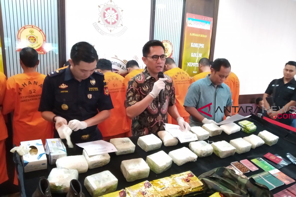 Bareskrim sita 7Kg sabu asal Malaysia dalam kemasan teh