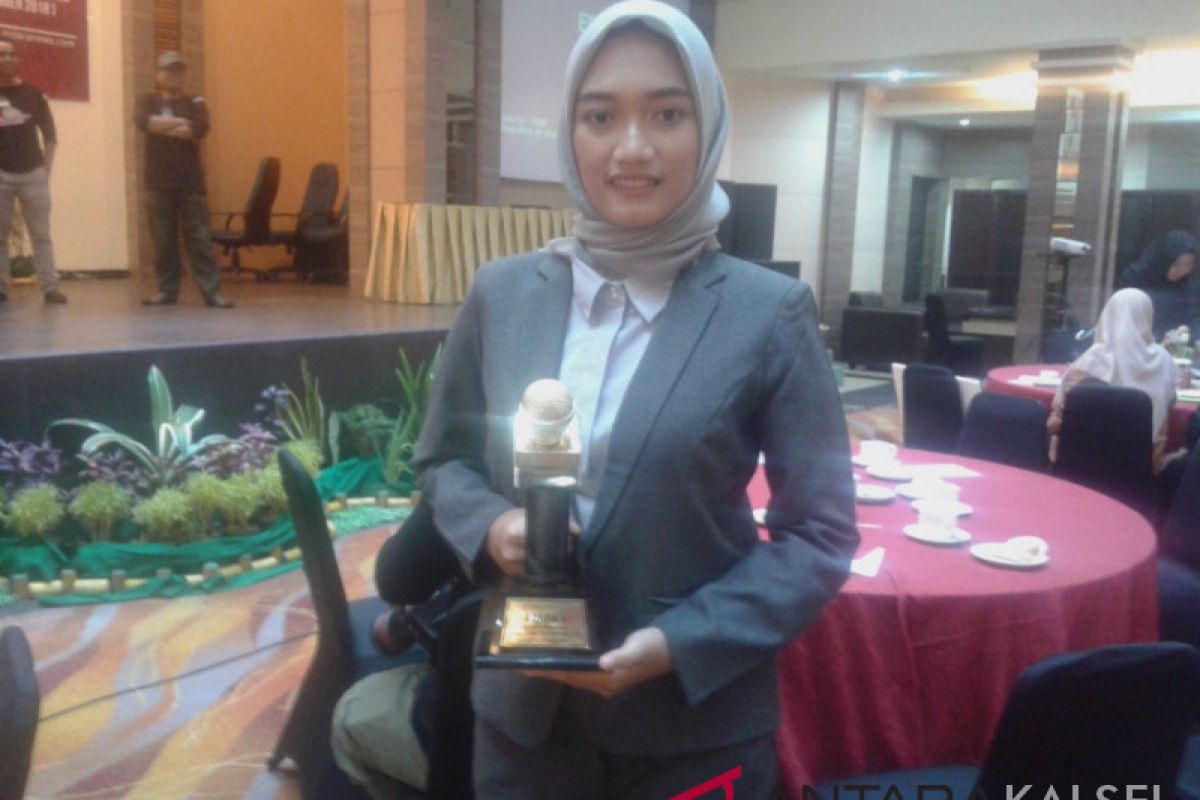 Alumnus SMAN 1 Jorong juara lomba presenter