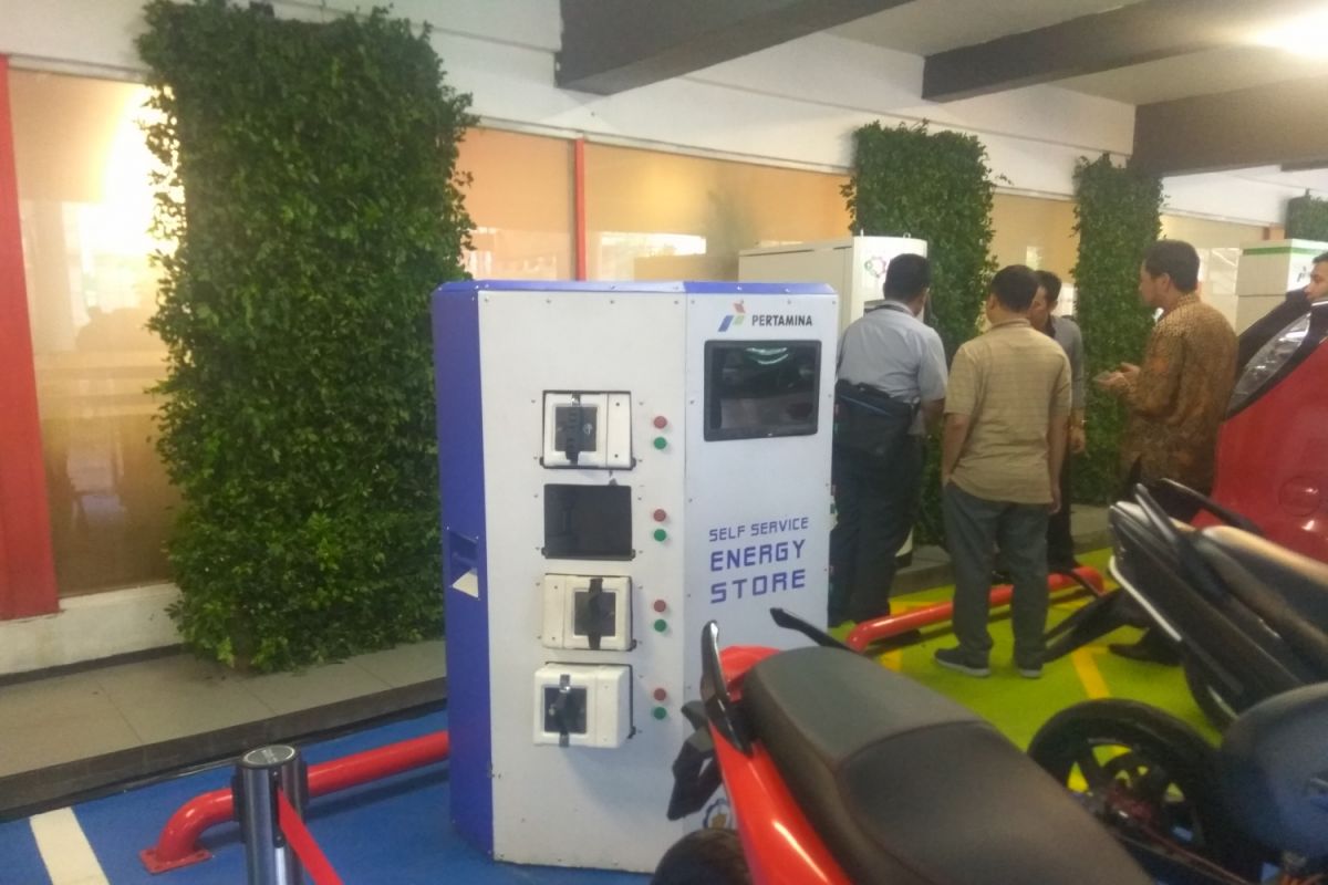 Pertamina diminta temukan teknologi "fast charging" untuk mobil listrik