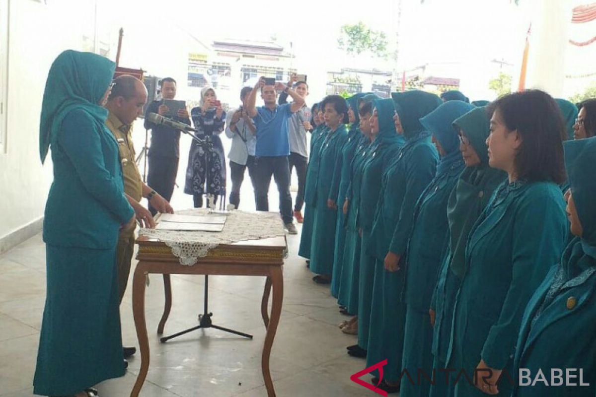 Molen lantik pengurus tim penggerak PKK Pangkalpinang