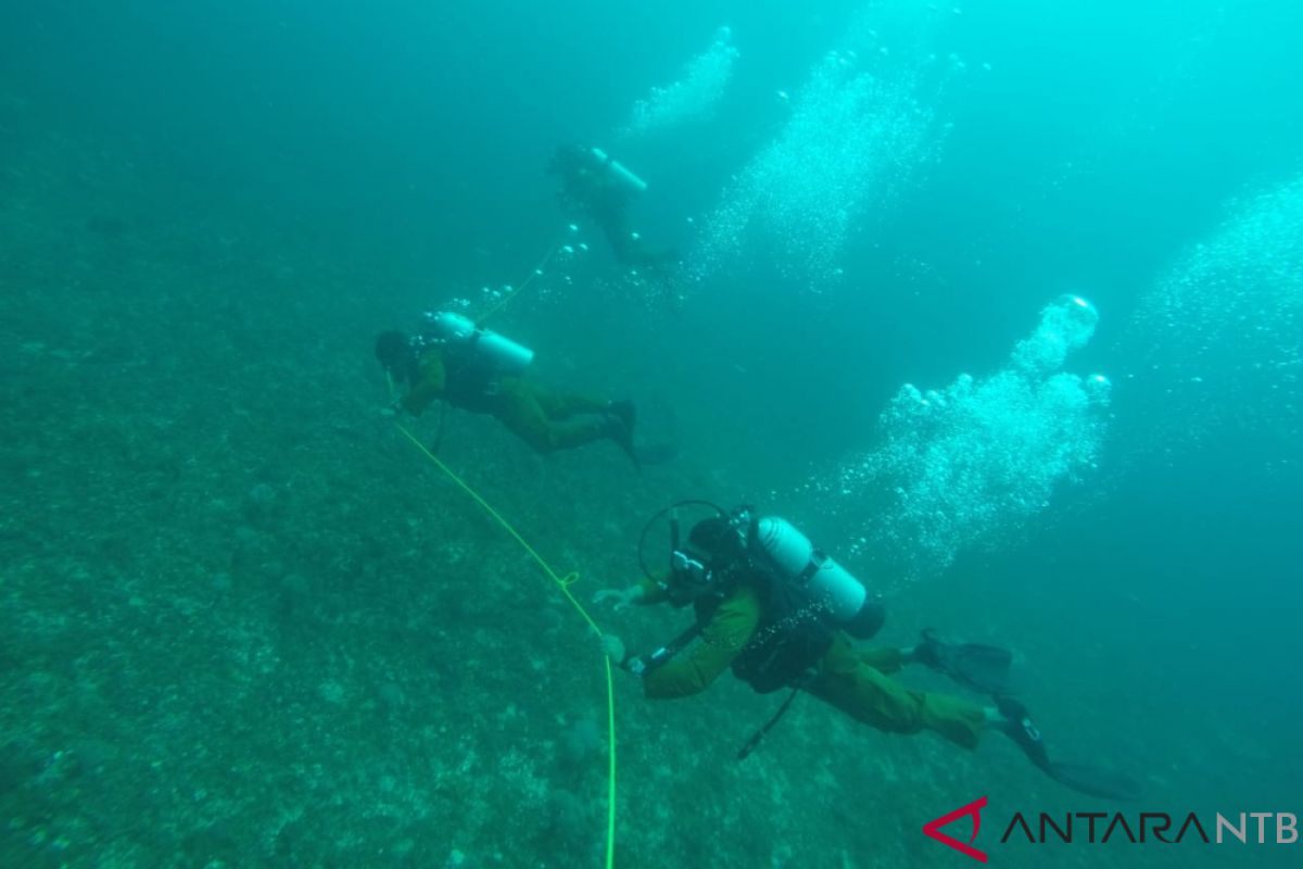 Empat penyelam cari turis Tiongkok tenggelam