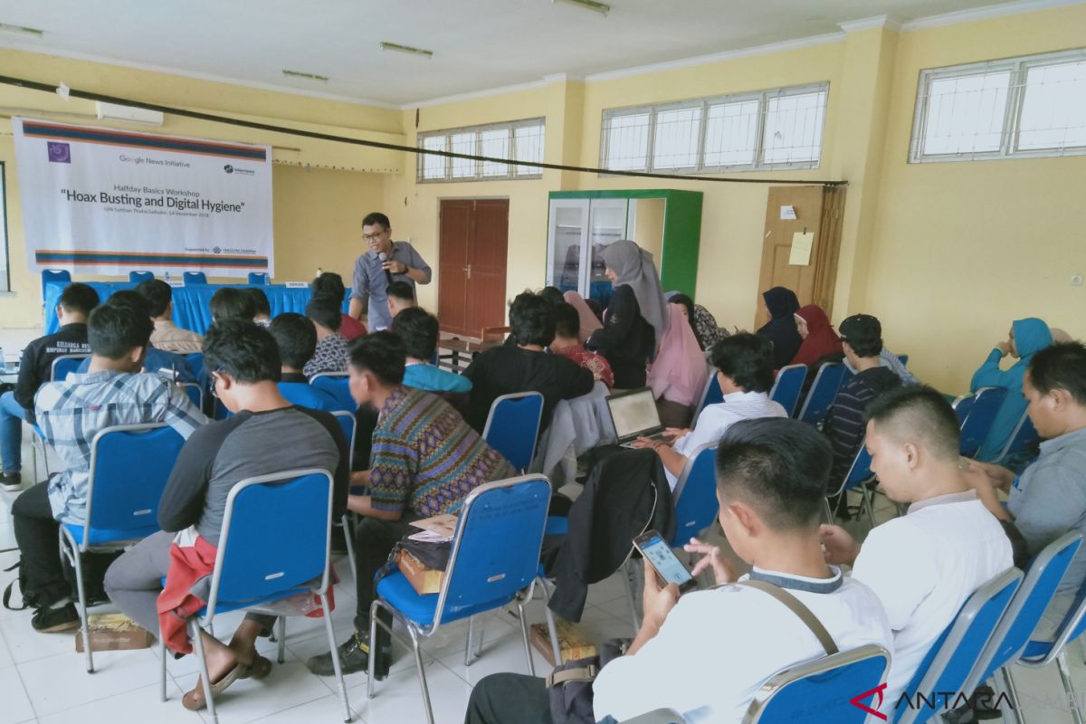 Puluhan mahasiswa di Jambi ikuti workshop 