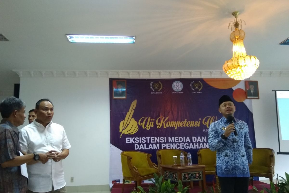 Bima: Wartawan dituntut profesional di era milenial