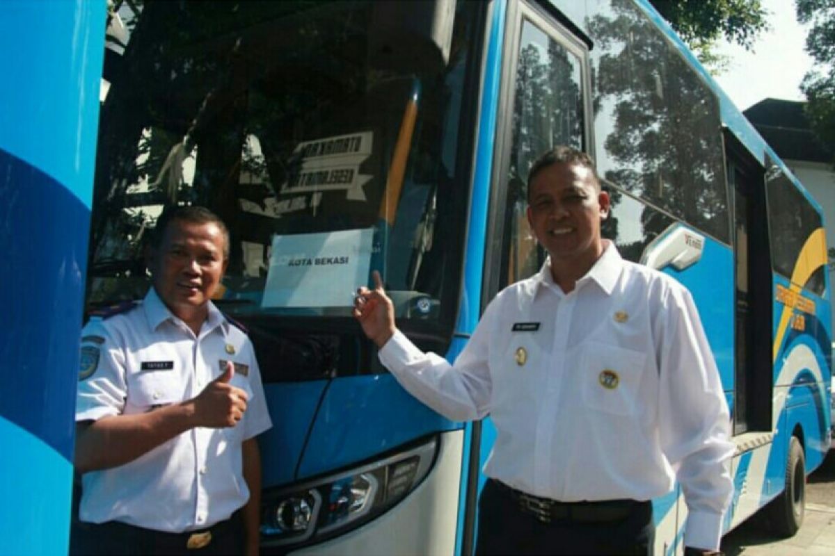 21 bus bantuan Kemenhub tiba di Bekasi