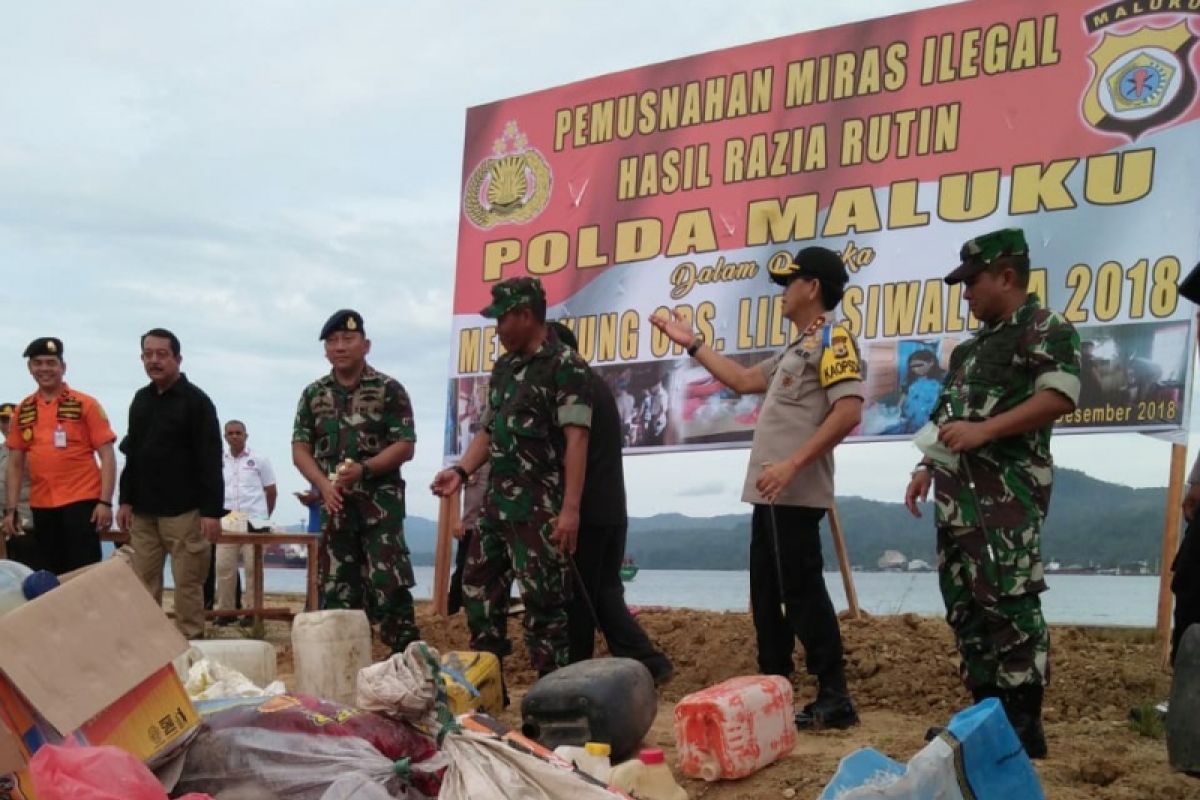 Pangdam Pattimura pimpin gelar pasukan operasi lilin