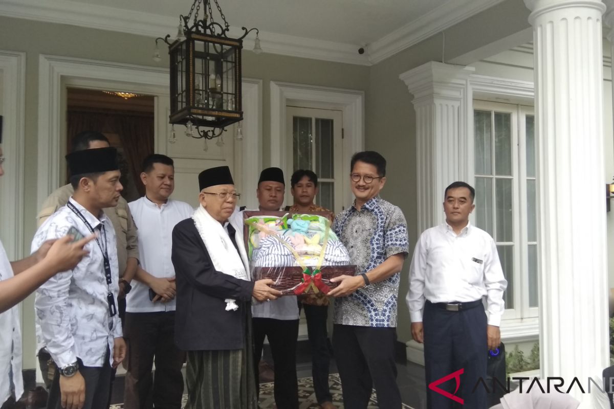 Ma'ruf Amin kunjungi ke wilayah terdampak tsunami di Banten