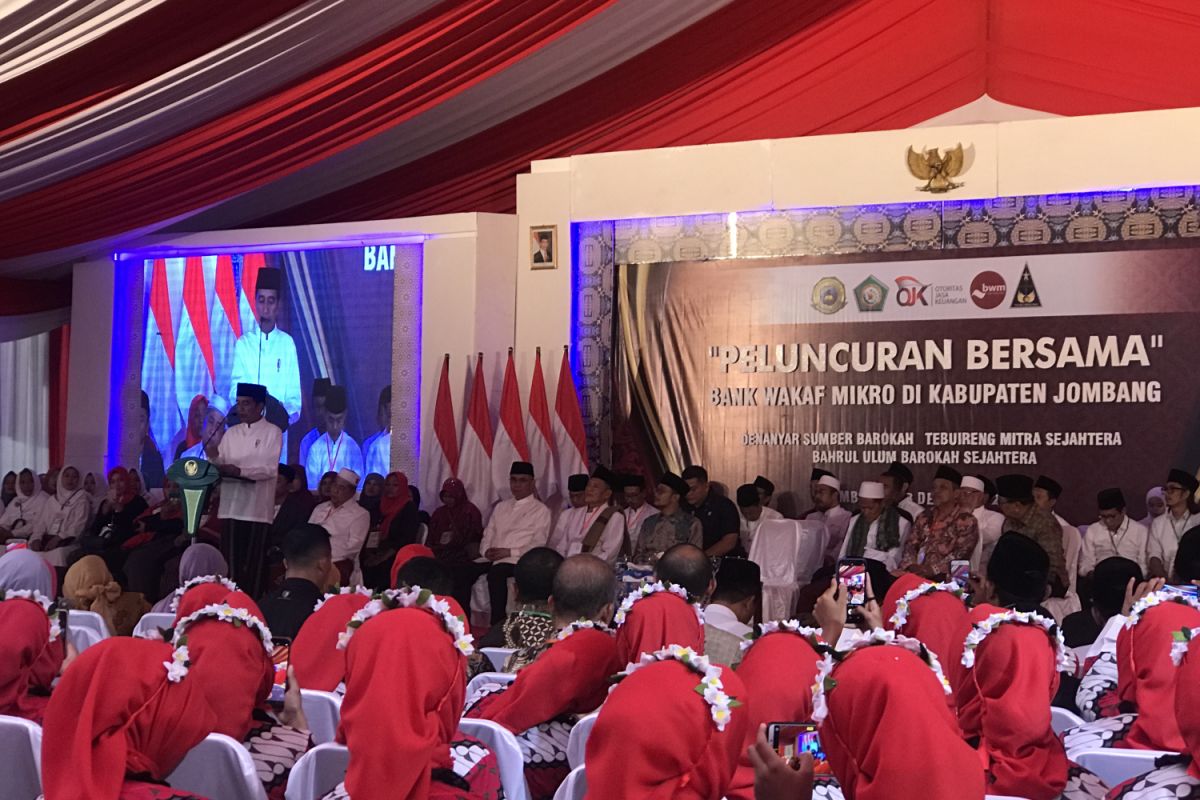 Presiden tegaskan bank wakaf mikro untuk kembangkan ekonomi umat