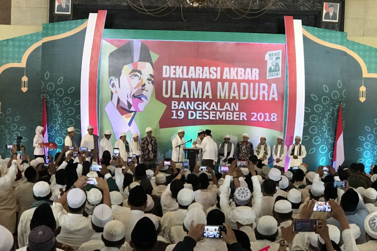 Jokowi kisahkan pengalaman naik kapal perang untuk pertahankan Natuna