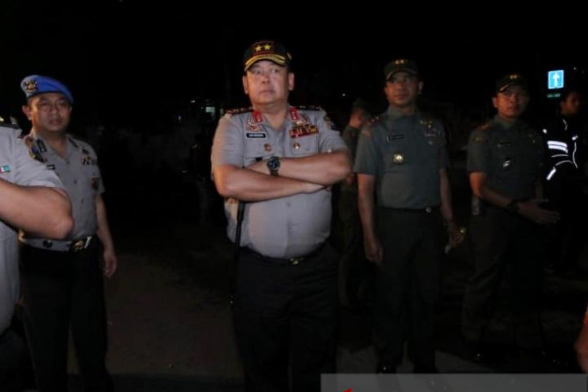 Selidiki Penyebab Jalan Ambles, Tiga Pekerja Proyek Diperiksa Polisi