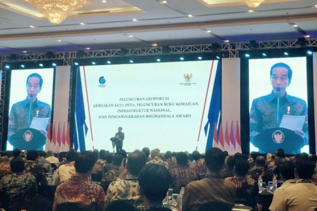 Presiden Jokowi: Kebijakan Satu Peta bisa hapus perizinan