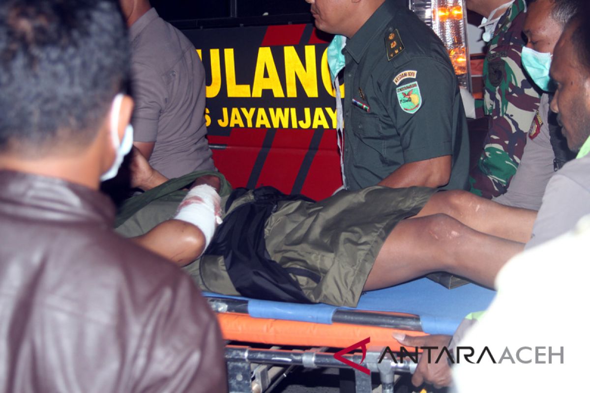 Korban selamat penyerangan KKB tiba di Timika