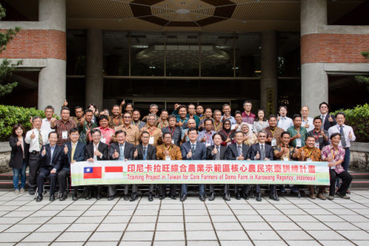 Indonesian delegation receives agricultural training in Taiwan