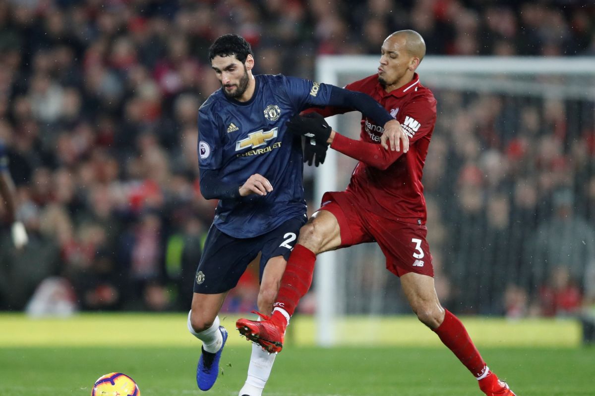 Marouane Fellaini siap angkat koper dari Manchester United