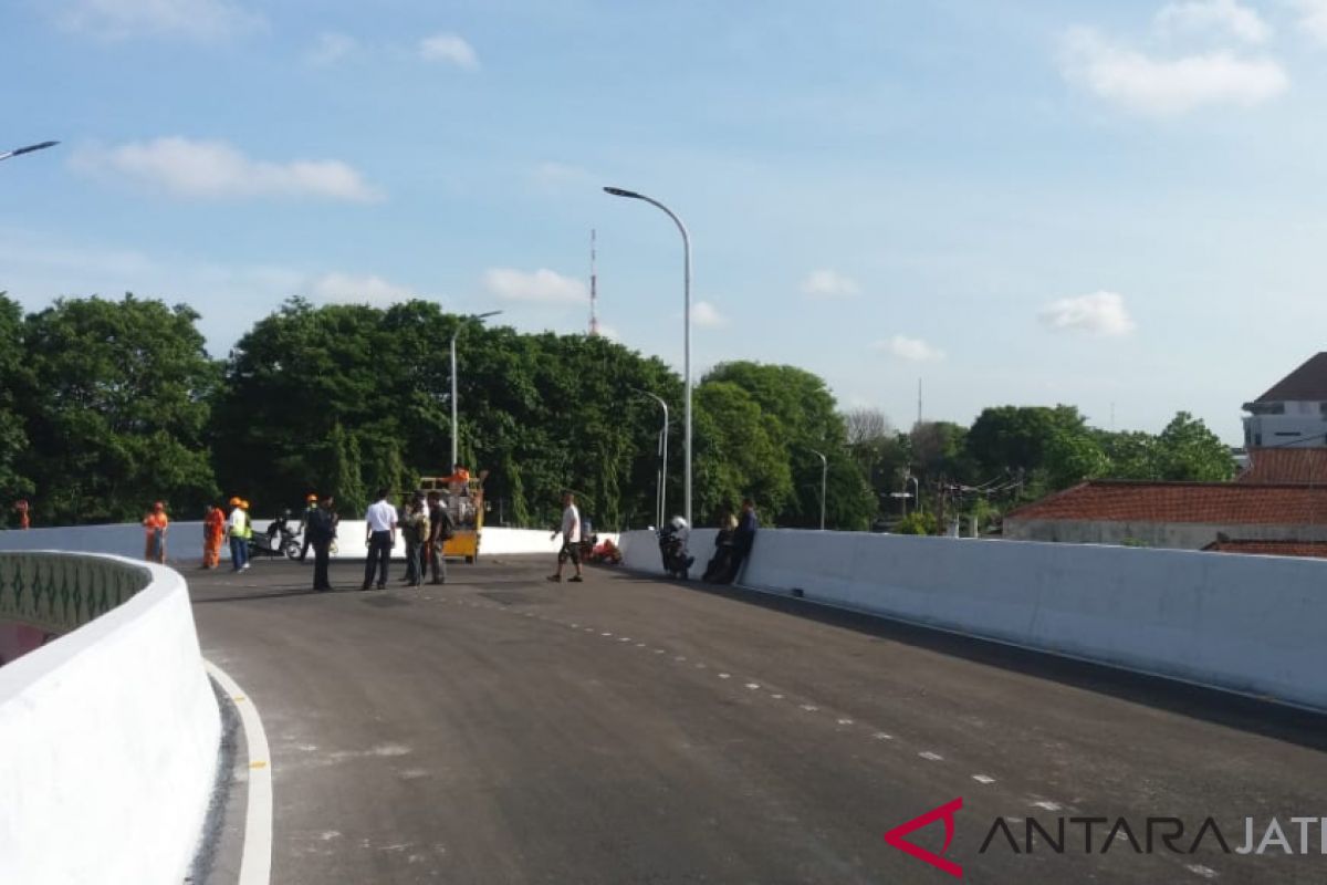 Jalan layang Manahan Solo segera dibuka