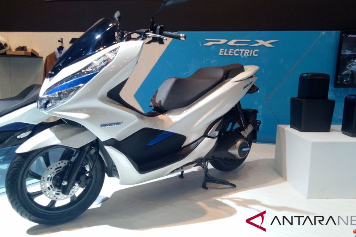 Honda luncurkan PCX electric di Indonesia