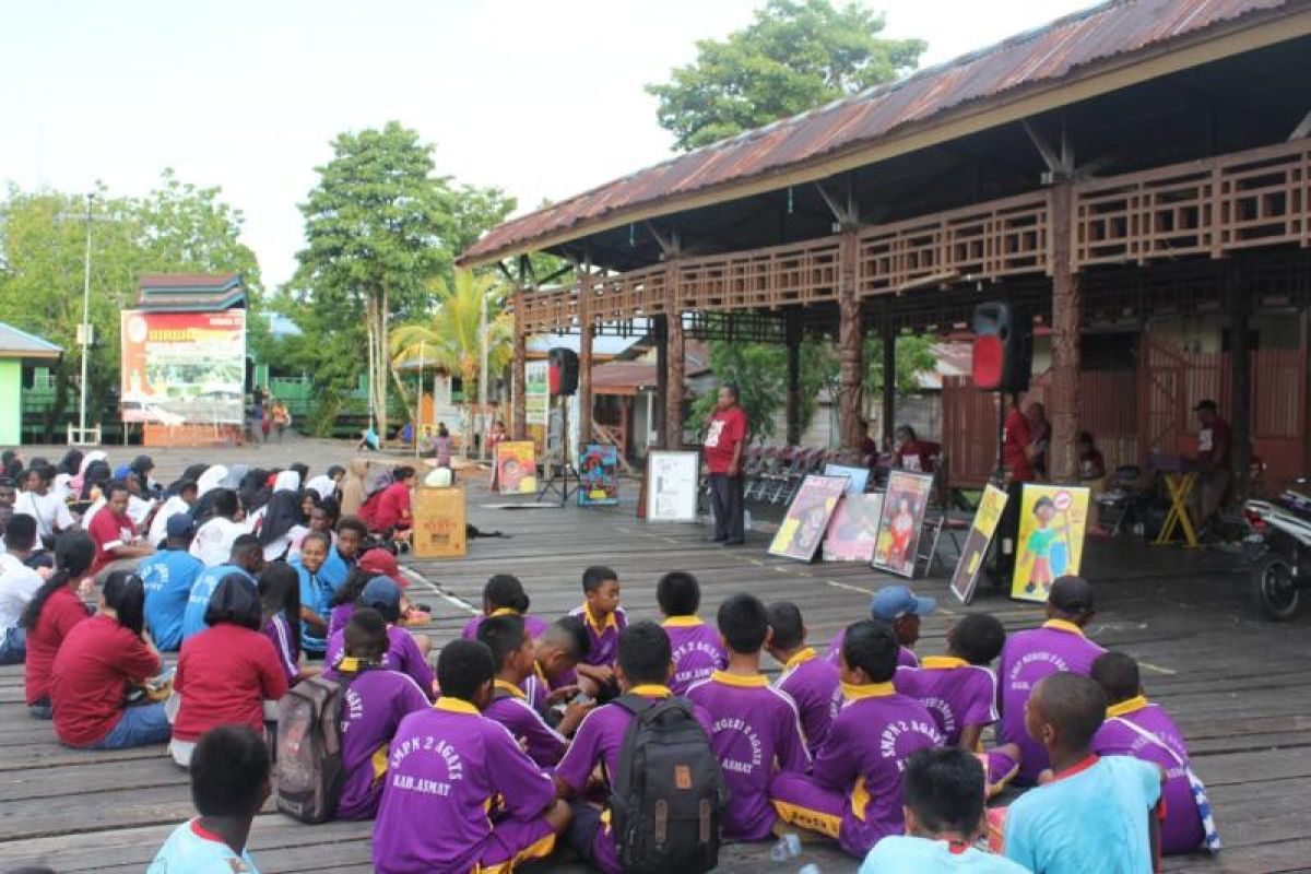 Pemkab Asmat sosialisasikan bahaya HIV/AIDS kepada pelajar