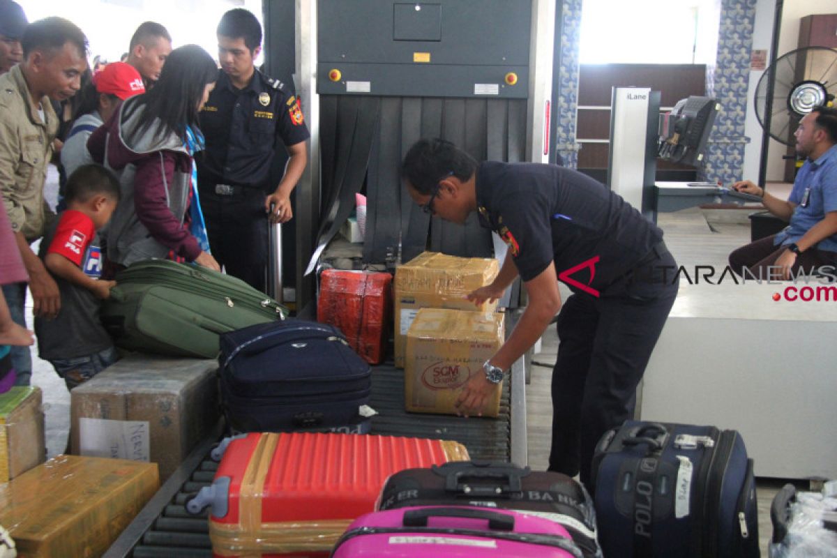 Realisasi PAD terminal barang Dumai baru tercapai setengah