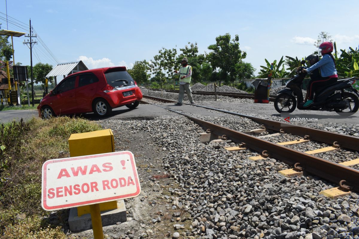 Warga diminta lebih waspada melintasi jalur ganda kereta api